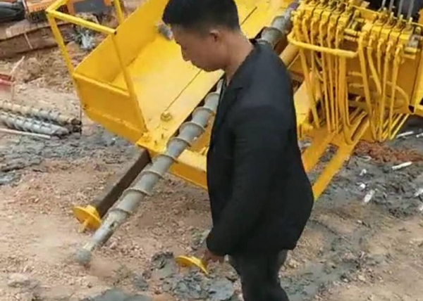 廣東12米錨固鉆機(jī)工程案例